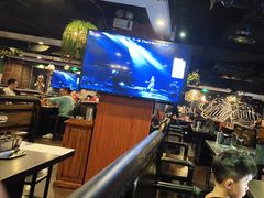 -麦凯伦烧烤·精酿超级工厂店(金桥总店)