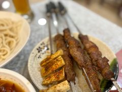 -汗腾格里·风味餐厅(新疆驻京办店)