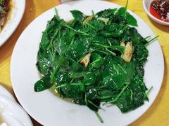 -荣生萝卜汤饭店