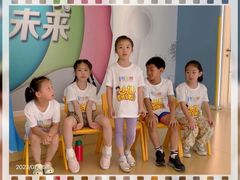 -蓝话筒·少儿成人演讲口才·主持朗诵·戏剧表演(大华第一坊店)