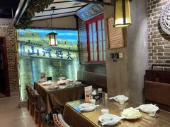 -东口码头·烧鸽子·鱼头泡饼·地方菜(金鹰悦城店)