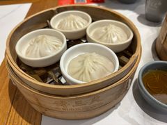 -馋三尺蟹粉小笼(人民广场店)