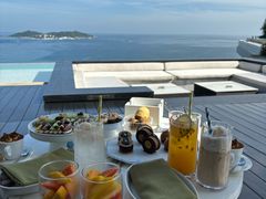 -瑰丽酒店·海吧·天际下午茶·现场DJ·天台酒吧