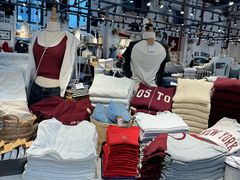 -Brandy Melville