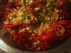-顶峰夜宴·龙虾烧烤大排档(九江学院店)