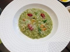 意大利海鲜烩饭-香格里拉鱼跃地中海西餐厅·牛排披萨