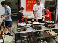 藕元-桂萍特色牛筋牛杂(长堤街总店)