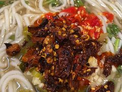 -云阿蛮云南生烫牛肉米线(奉贤路店)