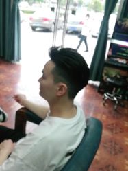 -青青男士理发馆（绅士复古油头馆）