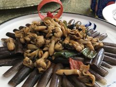 -东豪园林海鲜酒家(南港路辅路店)