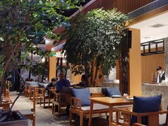 -四月吧餐厅(正阳步行街店)
