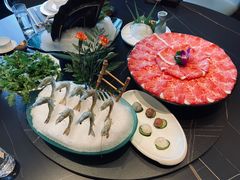 -鼎泰亨·海鲜牛肉餐厅(滨江店)
