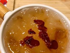 蔓越莓桃胶炖银耳-炖物24章·顺时轻养茶(杭州保利时光里店)