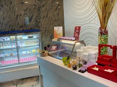 -亚洲国际大酒店·云顶阁旋转自助餐厅