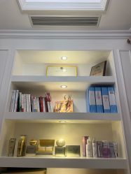 -蕾蕾美颜美容美体