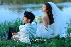 -雪中彩影婚纱摄影·微光艺术中心