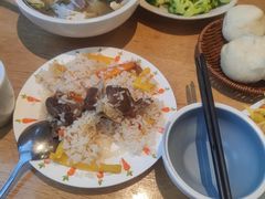 -金莹丸子汤清真(朝外SOHO店)