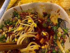 -岗上渣渣老火锅(两路口店)