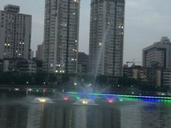 -喷泉公园