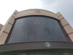 -胖东来生活广场(健康路店)