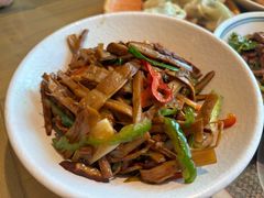 -老电影院饺店(休宁店)