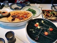 -八府香鸭·啫啫煲(华山路店)