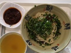 红烧牛肉拌面-上汽乘用车公司员工餐厅(安研路一店)
