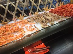 -四海一家自助餐(益田假日广场店)