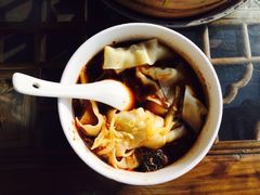 红油辣馄饨-笑来喜馄饨小笼工坊店(湖滨街店)