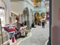 -奈尔宝家庭中心·亲子餐厅(长沙运达汇店)