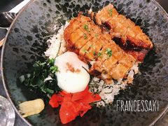 脆皮猪肉饭-Calia