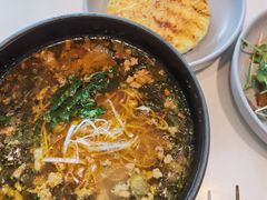 小锅米线-胡麻(静安嘉里店)