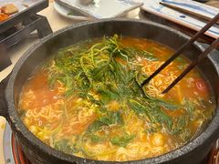 -贵厨酸汤牛肉(花果园国际中心店)