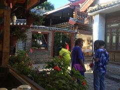 -民食香·腊排骨野生菌美食(木府店)