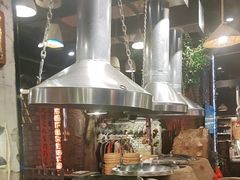 -破瓦寒窑·地摊烤羊排