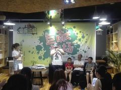 -新华里咖啡书吧(新华书店小寨店)