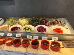 -筠咖啡西餐厅(上海国展宝龙丽筠酒店)