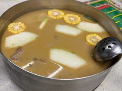-肥仔文澳门猪骨煲(南京西路店)