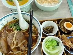 -康师傅私房牛肉面(北京南站店)