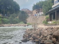 -仙山谷激浪漂流