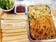 渔村煎饼-小船渔村•大连菜•大连焖鱼(明泽街店)