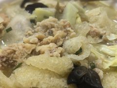 酥肉响皮汤-周师饭店