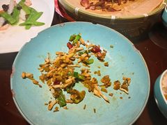-魏铭鱼头捞饭(嘉善店)