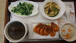-莉泽月子中心(凯旋江景店)