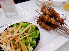 -清真磊磊烧烤老店(饮虎池街34号店)