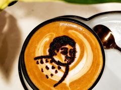 -潮一不贰·法式甜品·生日蛋糕·西式简餐(外滩店)