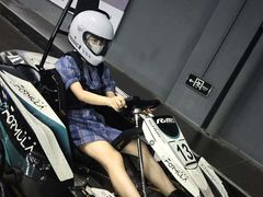 -e赛道卡丁车