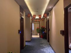 -鼎族怡华·指压·油压·经络(西单昌盛大厦店)