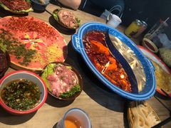 小郡花-王歘歘·chuǎ火锅(五道营店)