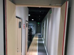 -一兆韦德健身(张杨路店)